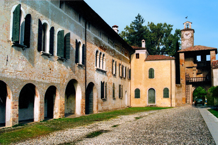 palazzo_del_capitano_04